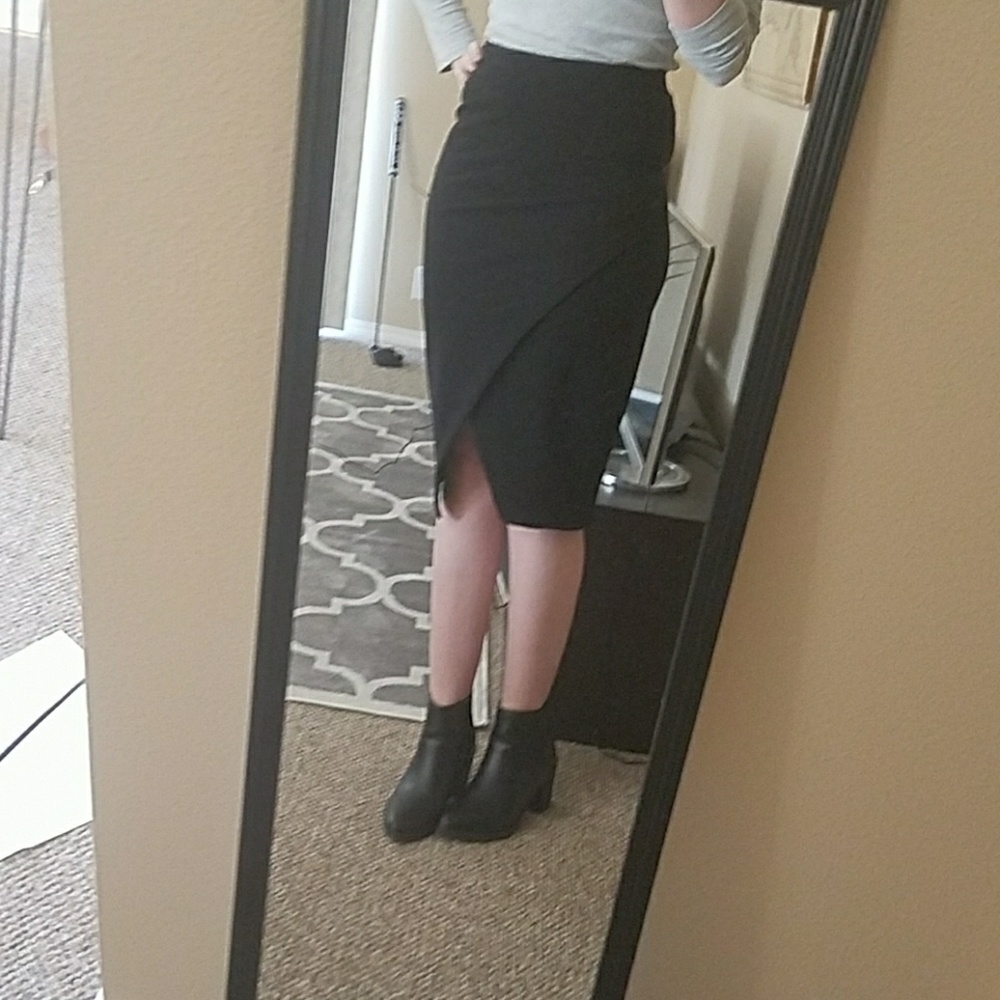 Black wrap H&M skirt